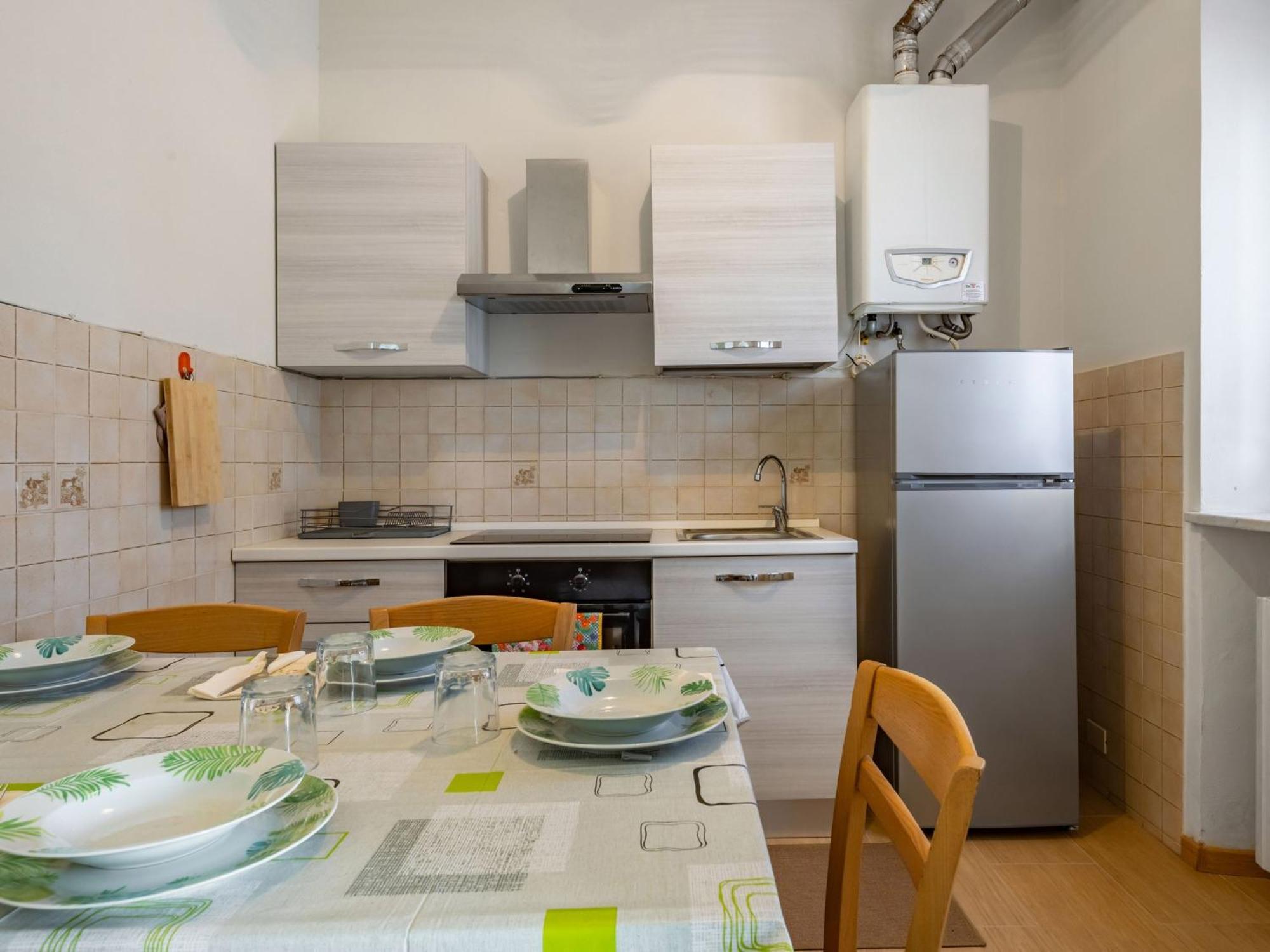 Comfy With Private Garden And Parking! Apartment Lucca