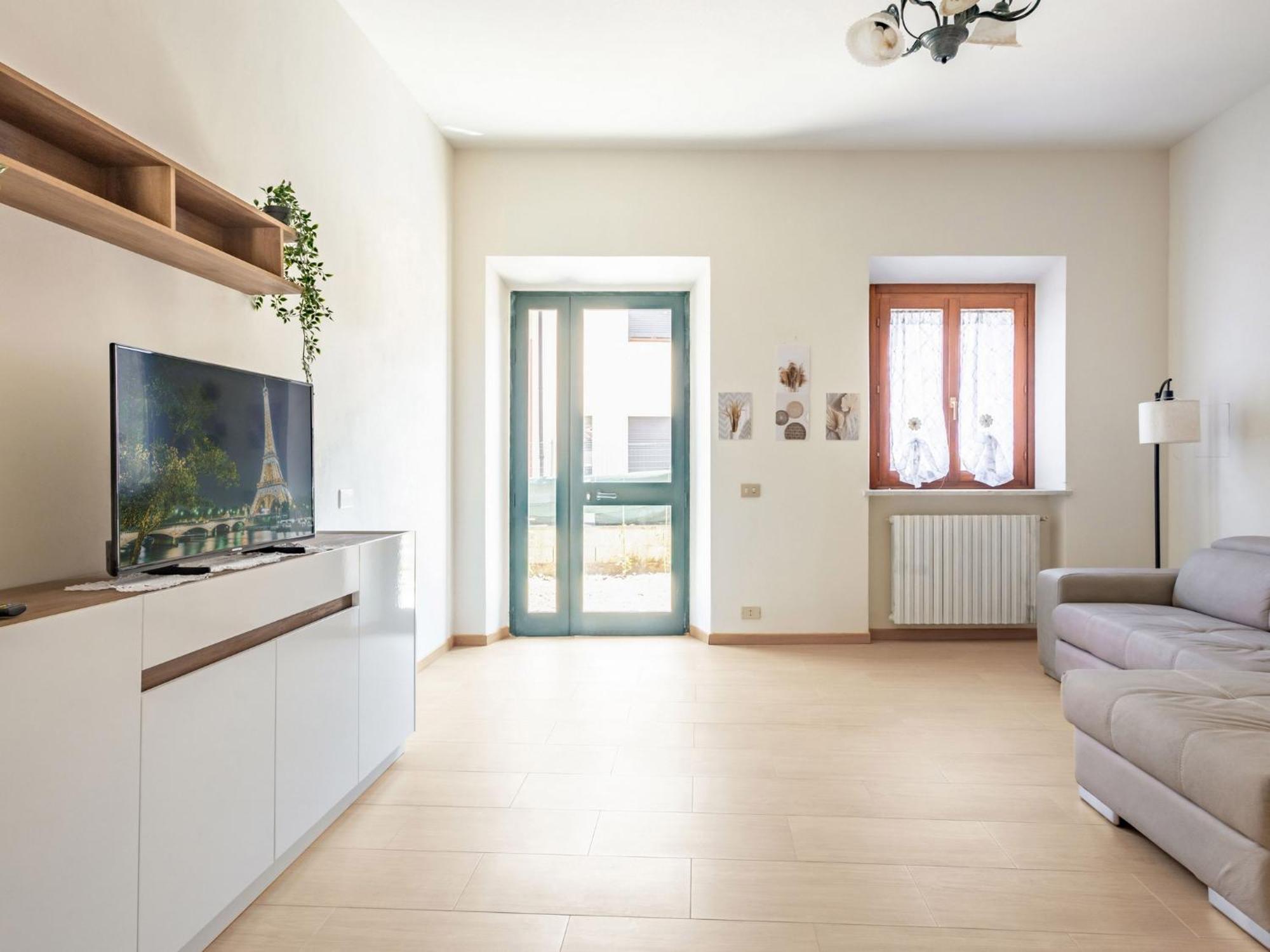 Comfy With Private Garden And Parking! * Lucca
